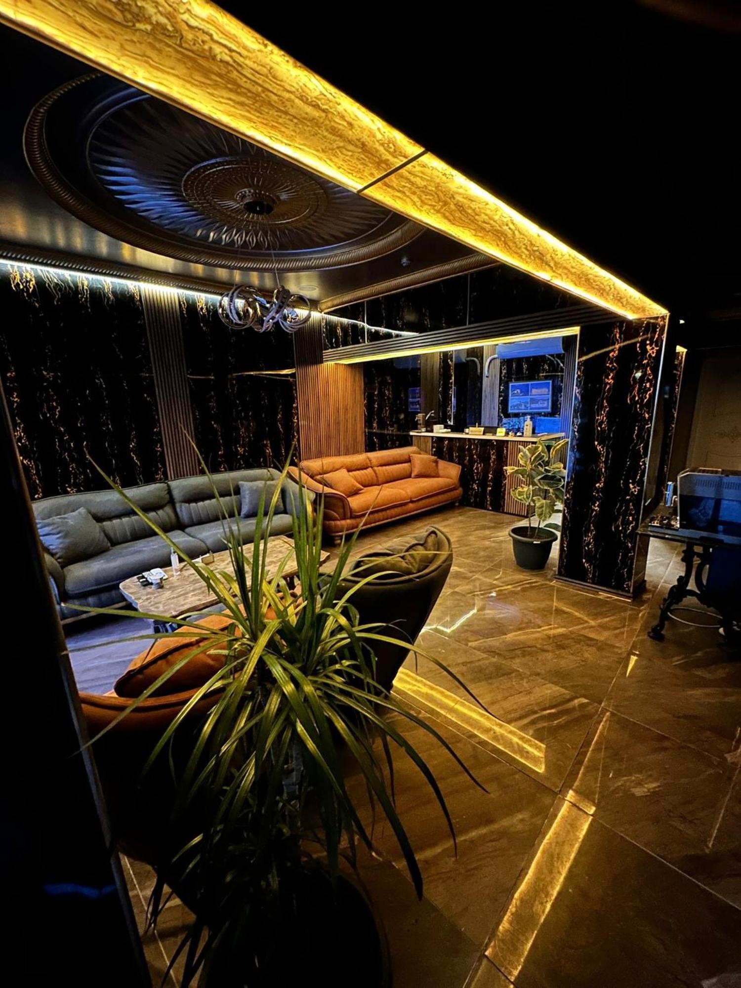 Avrasyaqueen Hotel Истанбул Екстериор снимка